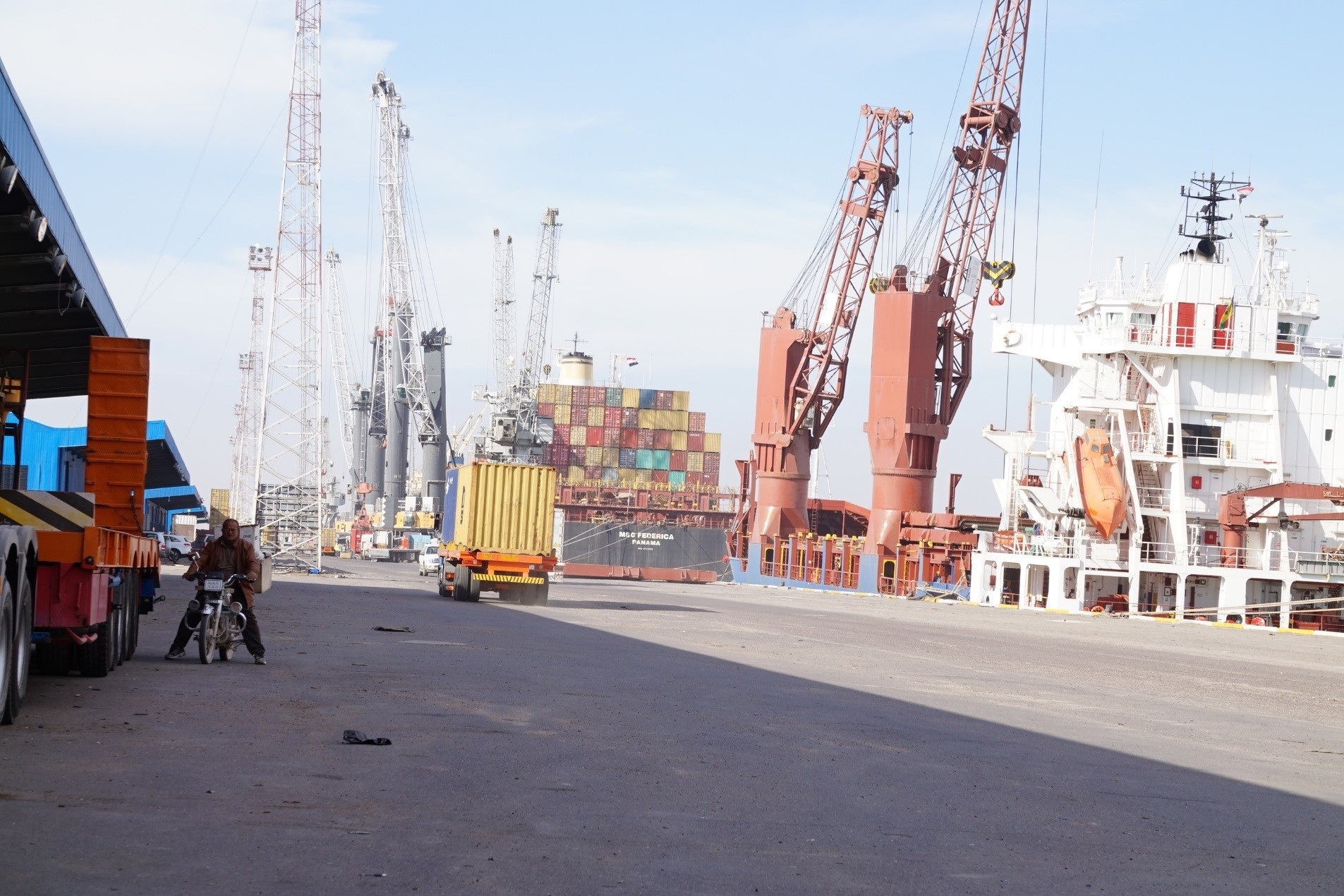 سرمایه گذاری ۱۲۵ میلیون دلاری در طرح توسعه بندر امالقصر عراق سرمایه گذاری ۱۲۵ میلیون دلاری در طرح توسعه بندر امالقصر عراق