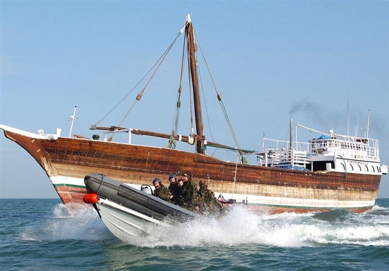 توقیف ۳ شناور حامل ۳.۴ میلیارد تومان کالای قاچاق در سواحل بوشهر